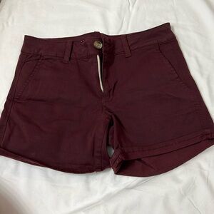 American Eagle Midi shorts